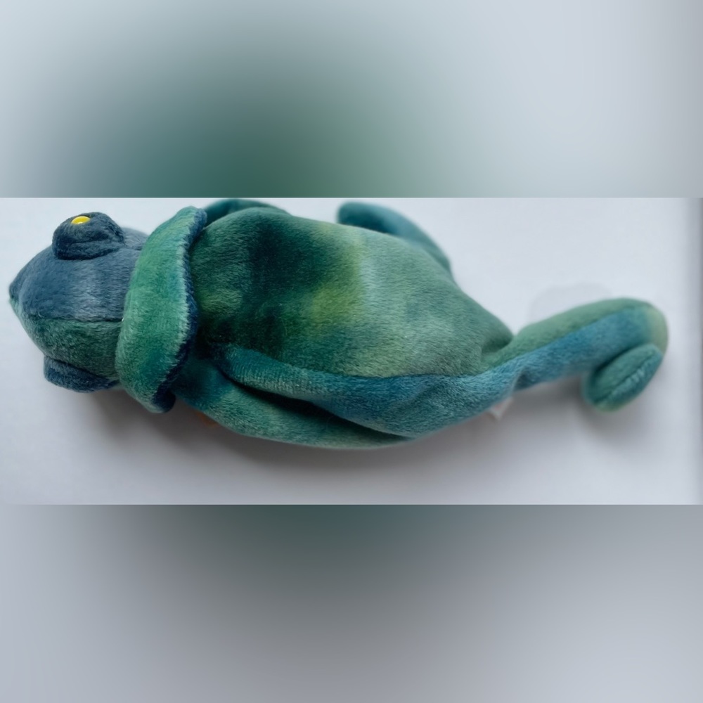 Ty rainbow the chameleon beanie baby 1997
